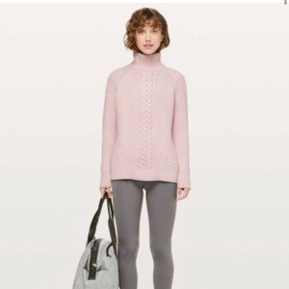 Lululemon Bring on the Cozy Turtleneck size 10